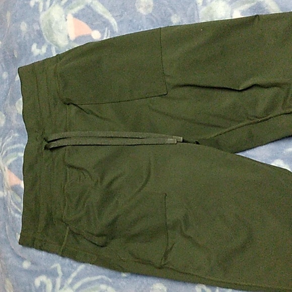Drawstring pants - Picture 3 of 5